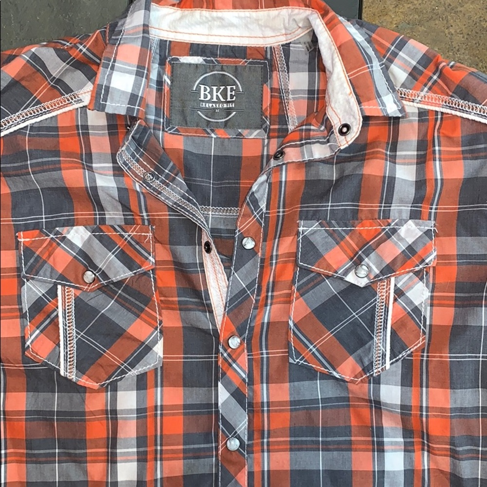 BKE lightweight button down shirt